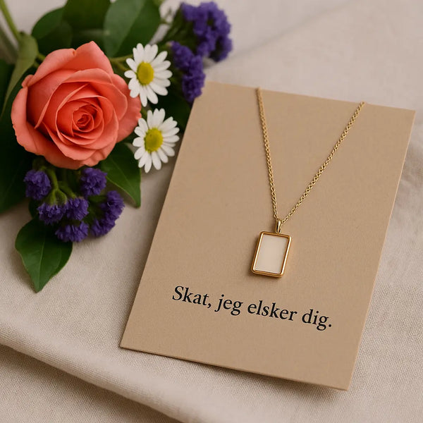 Når blomster forsvinder – hvorfor en personlig gave varer ved