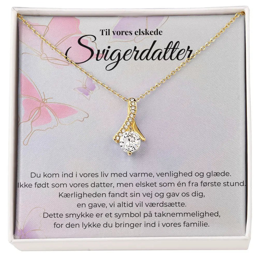 Elegant halskæde med kort – kærlig gave fra svigermor og svigerfar