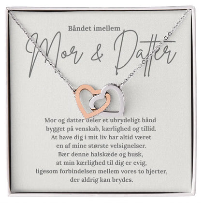 Rosaguldbelagt halskæde med to hjerter til mor og datter i standard æske
